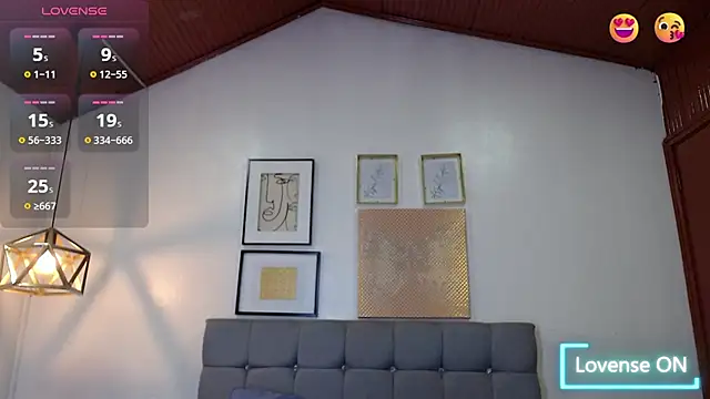  naomi s online show from March 10, 1:48 pm