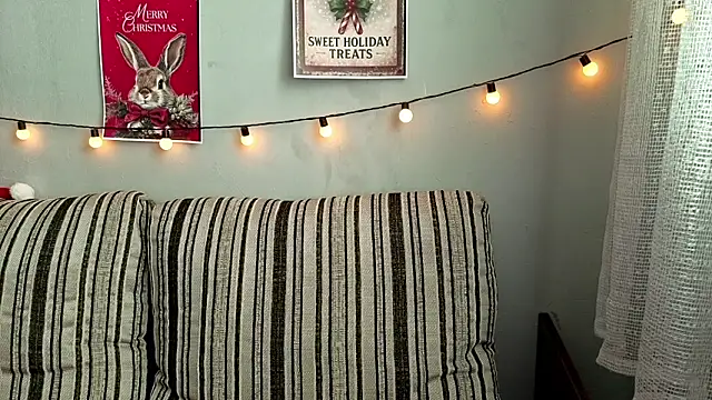 CutieAnny online show from January 18, 7:37 am