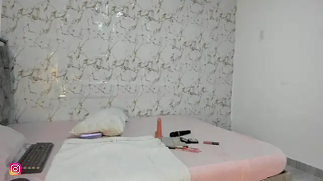 Layla fontainex x online show from October 27, 1:17 pm