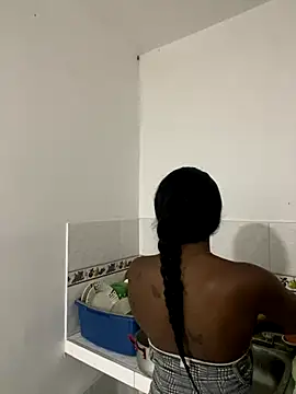 zaracollins01 online show from September 15, 10:50 pm