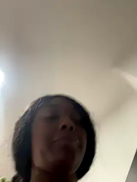 zaracollins01 online show from September 30, 8:13 pm