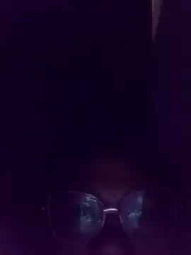 Dulce2415 online show from April 12, 2:25 am