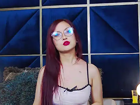 Ivanna Teaser online show from October 7, 8:35 pm