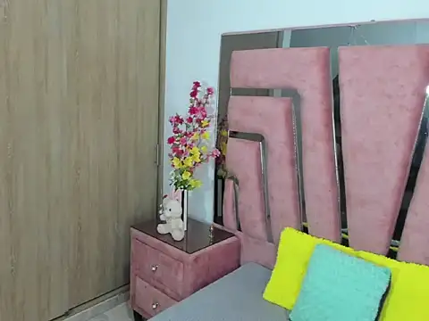 MaraKarly online show from October 7, 7:18 pm