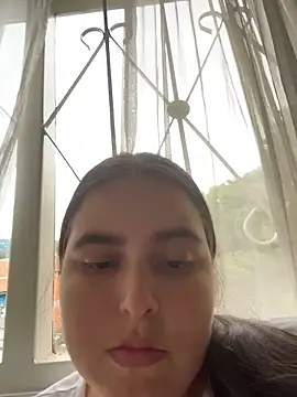 mia-08martinez  online show from June 1, 9:27 pm