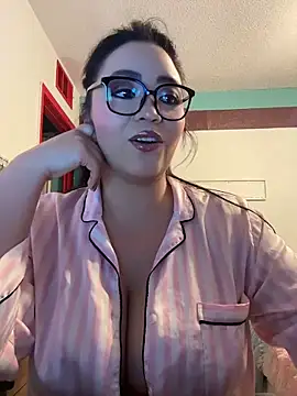 MyHoneyFrida online show from April 23, 4:42 am