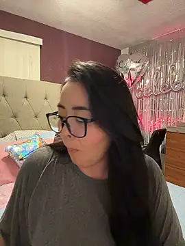 MyHoneyFrida online show from December 23, 4:27 am