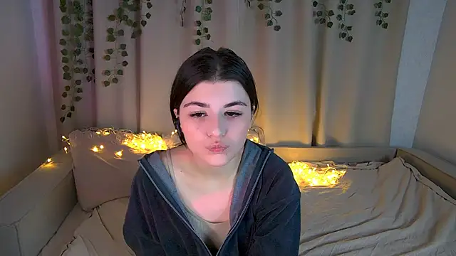 pyro flerrr online show from September 19, 6:51 pm