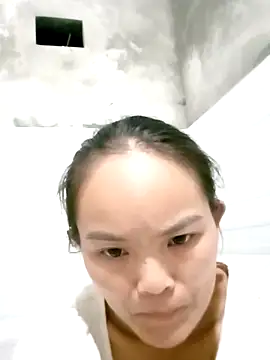 xinhxinhcute online show from October 16, 10:23 pm