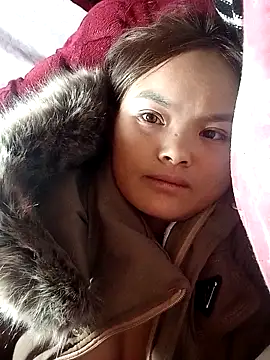 xinhxinhcute online show from November 28, 12:19 pm