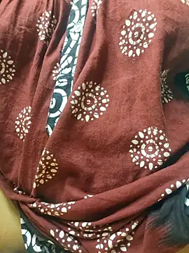 desi boudi87 online show from September 17, 8:40 pm