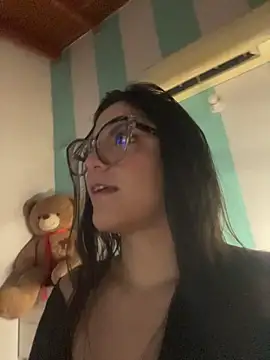 alilith online show from November 9, 7:43 pm