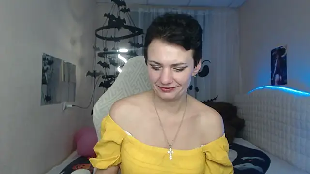 AvaSaturnian online show from October 30, 2:07 pm