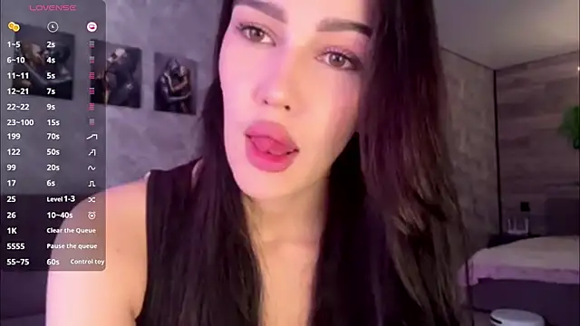 AuraJefcoat online show from June 5, 12:33 pm