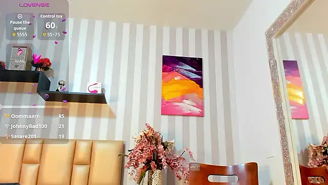 MissDiabla  online show from September 24, 7:24 pm