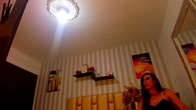 MissDiabla  online show from September 19, 7:57 pm