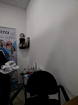 Madisson-04  online show from November 18, 3:13 pm