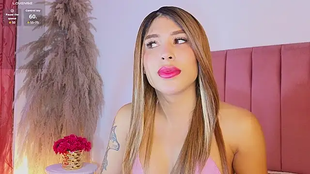 dahiana marin online show from October 14, 7:27 pm