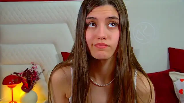 ArianaAllens online show from April 7, 8:33 pm