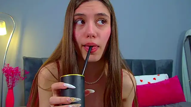 ArianaAllens online show from April 8, 8:44 pm