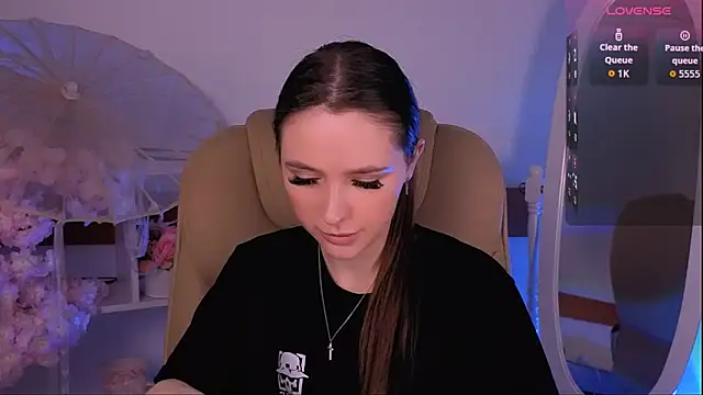 WildHoneyXO online show from November 3, 7:12 am