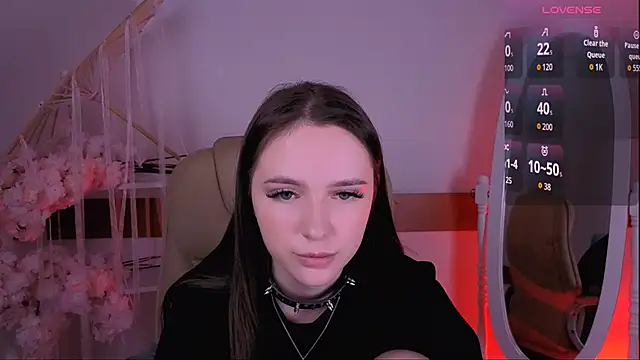 WildHoneyXO online show from October 21, 5:55 am