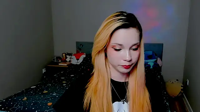 Kitten Alissa online show from October 1, 5:18 pm