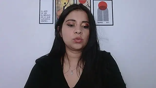 ValerieLove  online show from February 18, 8:08 pm