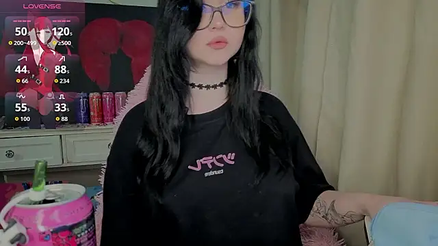 hornyprincess19 online show from February 20, 9:55 am