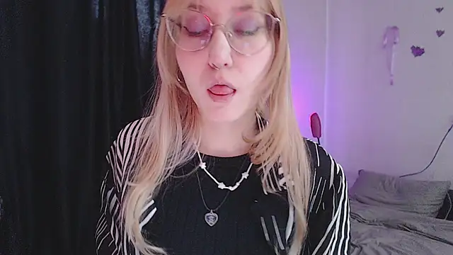 ohmycheryl online show from February 9, 6:48 am