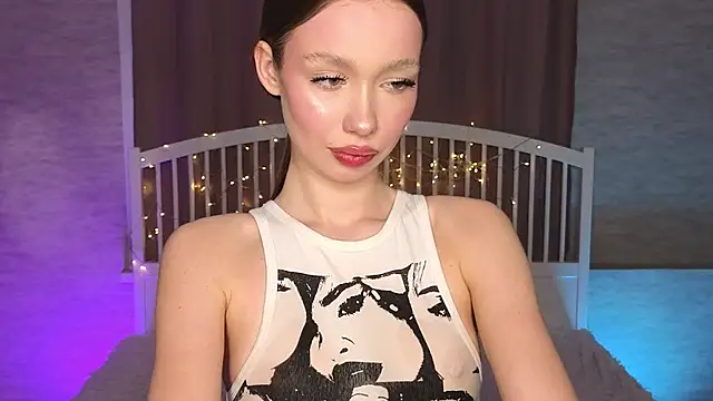 NedraLober online show from March 23, 8:15 pm