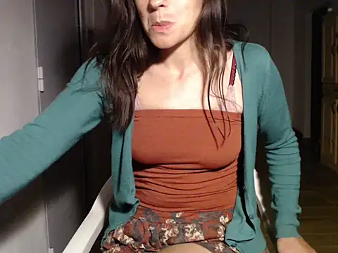 Missforever online show from November 17, 12:22 am