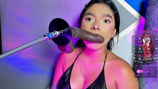 lau-hot online show from December 4, 7:36 pm