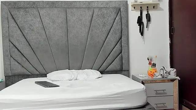 KamilaAndJavier online show from October 6, 2:39 am