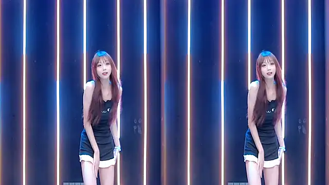 queen-001 online show from October 12, 11:51 pm