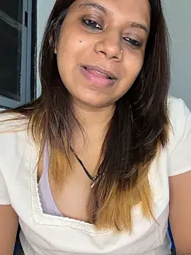 SpicykhalifaX online show from June 7, 3:30 pm