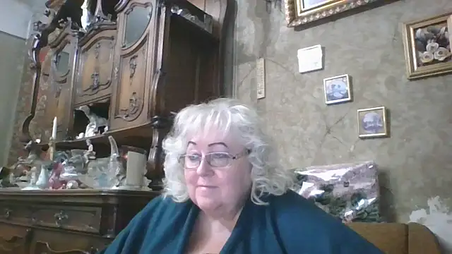 Lala-Love56 online show from September 22, 5:00 pm