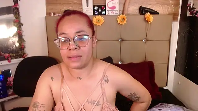 MIA  SPENCER online show from April 1, 6:05 pm