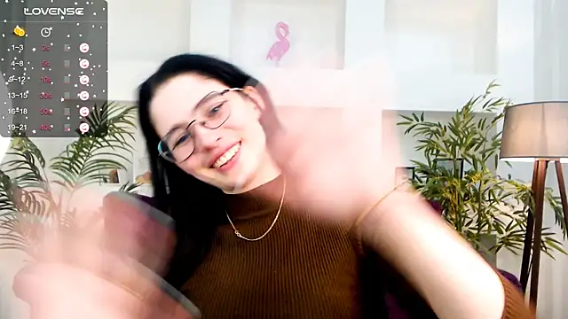 Charming Mysteriousss online show from April 23, 1:24 pm