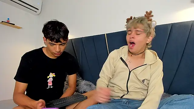 maicol cum23 online show from November 25, 4:20 pm