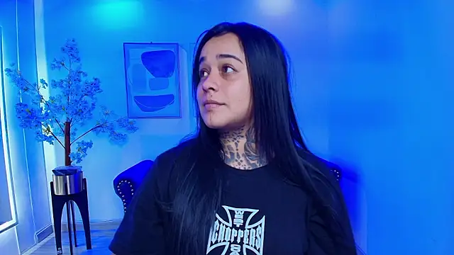 Black roseee online show from January 17, 3:47 am