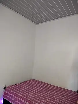 rhizanthella  online show from September 10, 5:35 pm