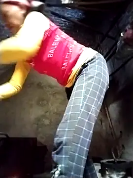 -Xuka-200 online show from December 18, 1:32 am