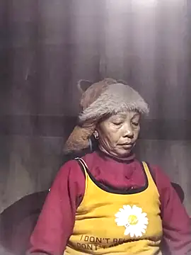 -Xuka-200 online show from February 9, 3:47 pm