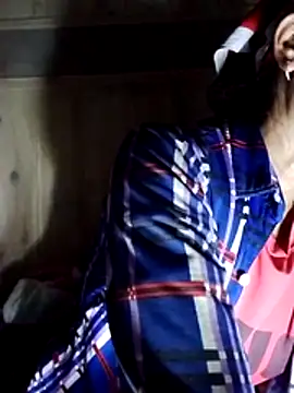 -Xuka-200 online show from November 22, 1:25 pm