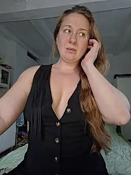 MazySunny online show from February 3, 6:40 am