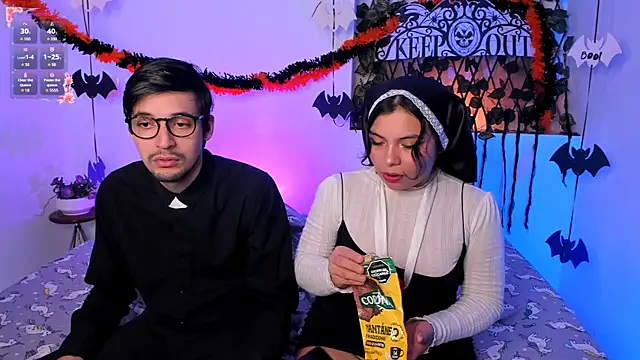 kylietimothee online show from October 23, 6:25 pm