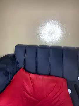 MilfBoobsxx online show from May 14, 4:35 pm