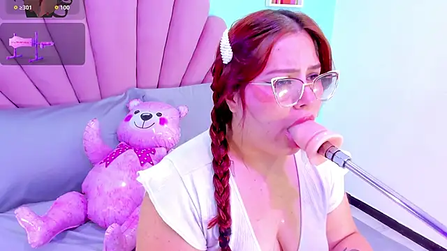 alana glasses online show from September 30, 12:11 pm