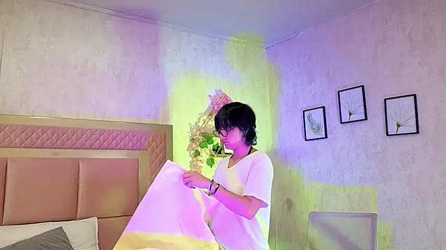 RobinBennett online show from October 15, 12:19 pm